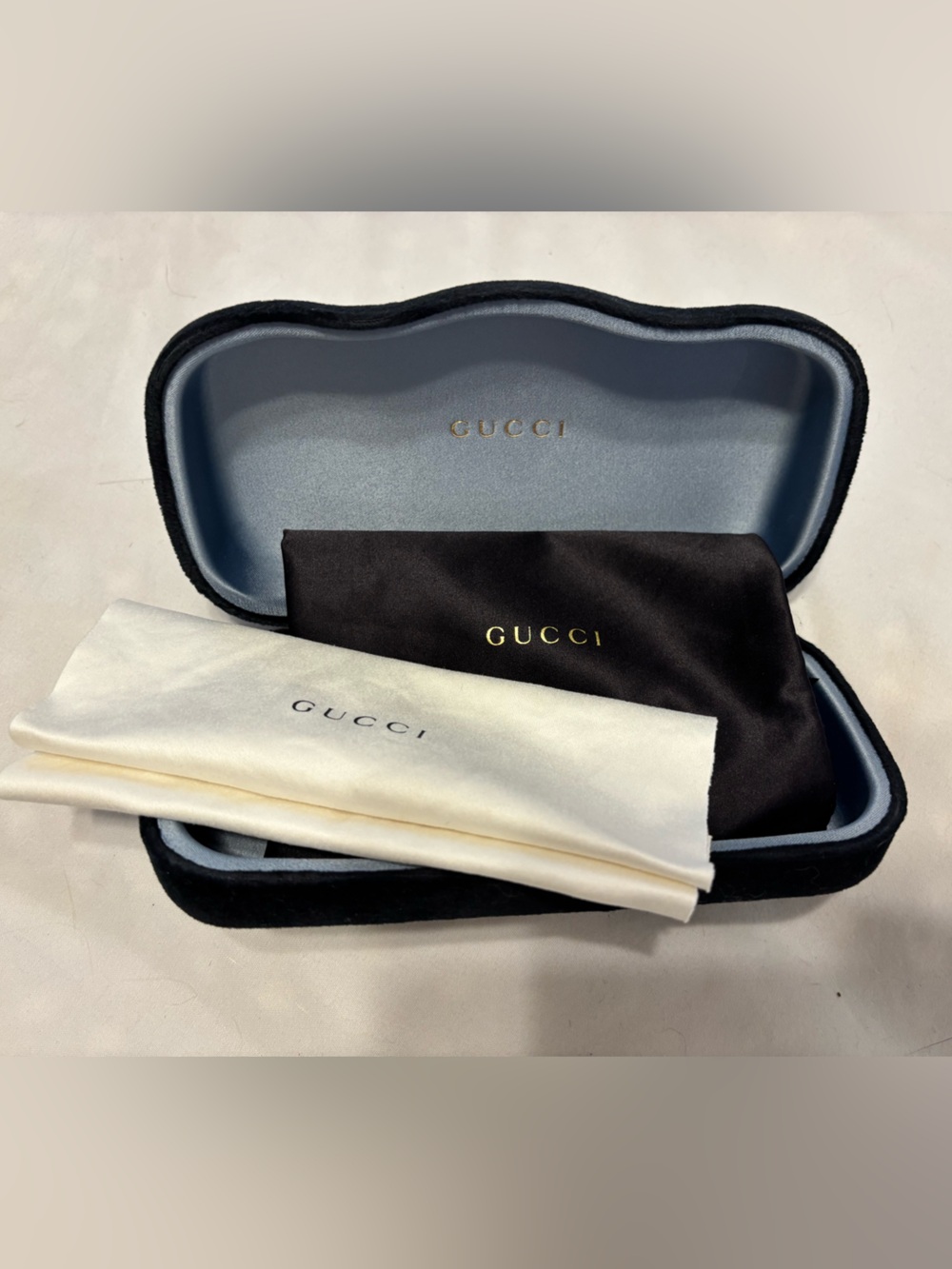 Gucci Black Velvet Sunglasses Case with Black and Cream Branded Pouches